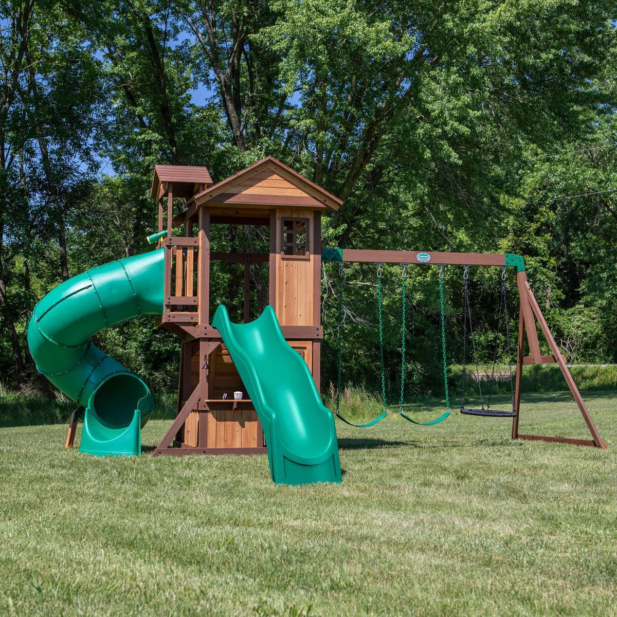 Backyard Discovery Tacoma Falls Swing Set.
