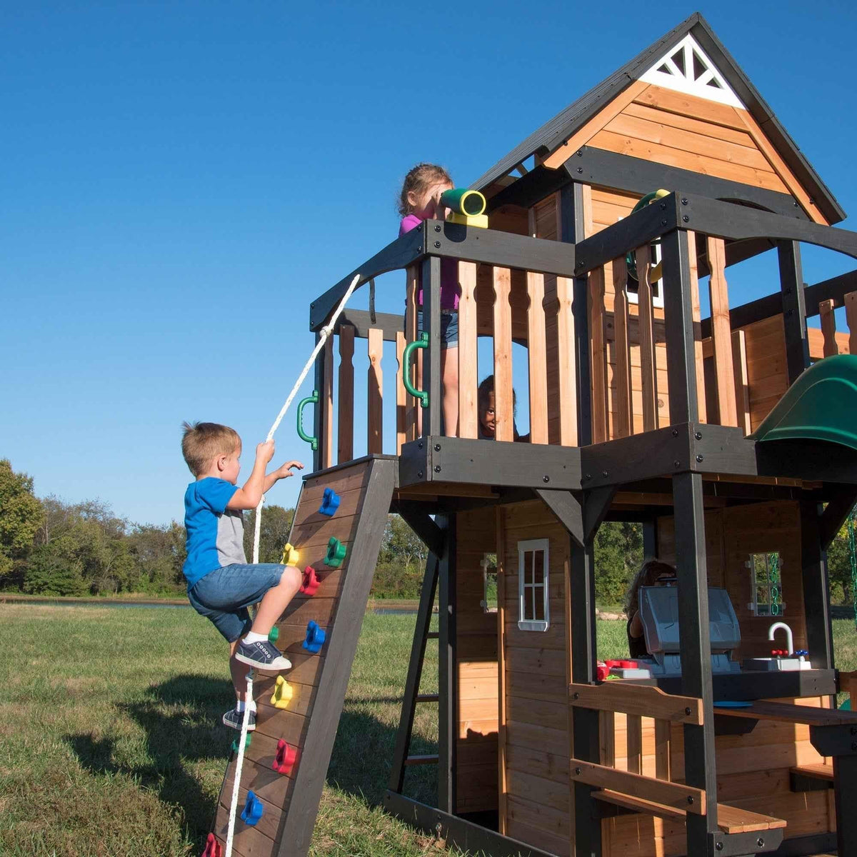 Backyard Discovery Canyon Creek Swing Set.