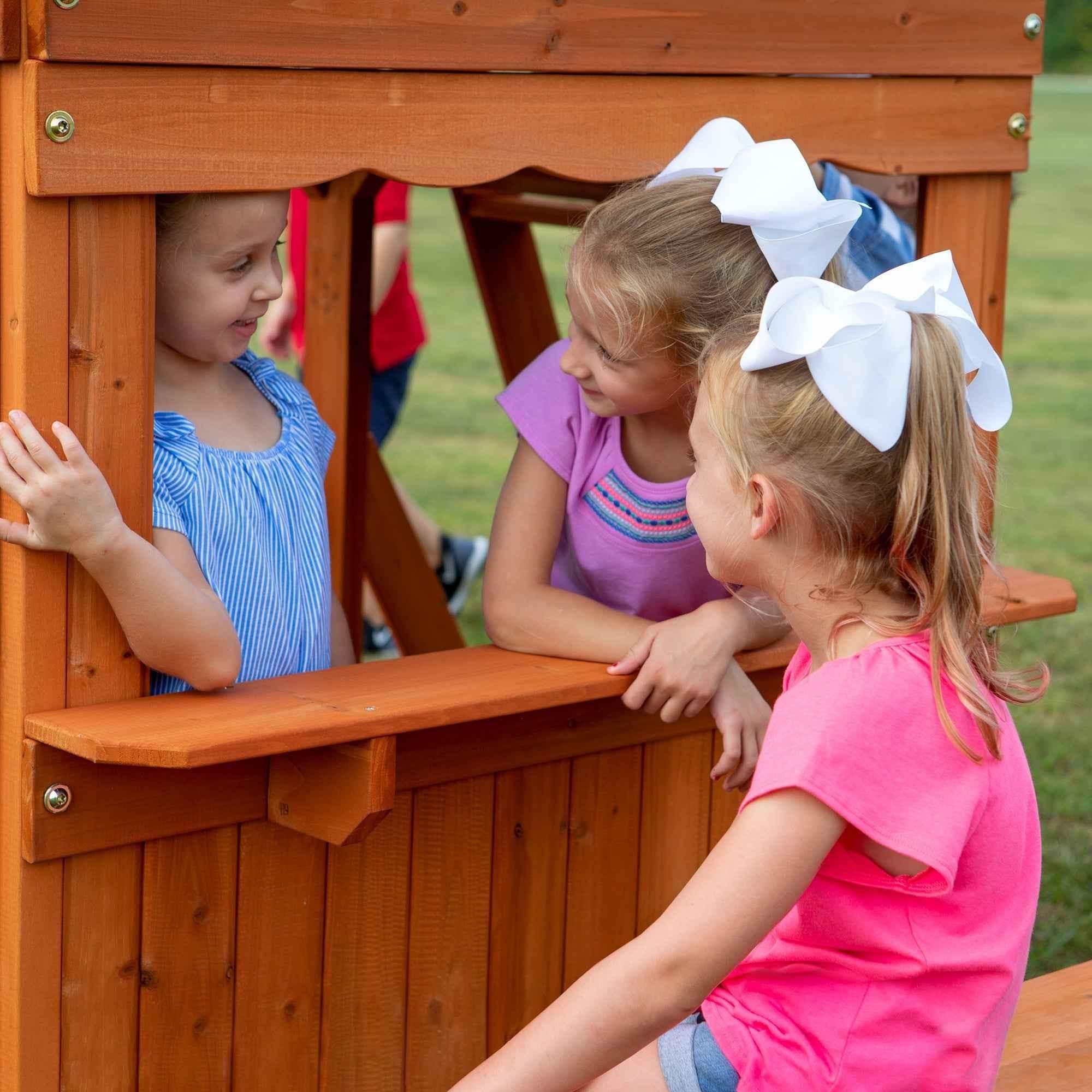 Backyard Discovery Oakmont Swing Set.