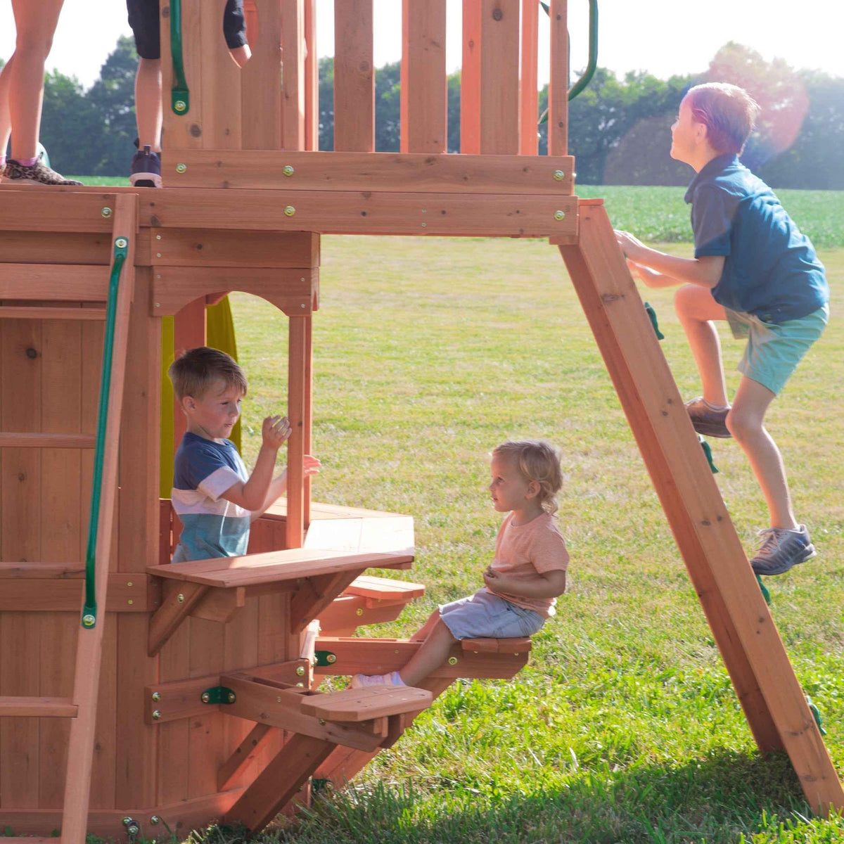 Backyard Discovery Woodland Swing Set