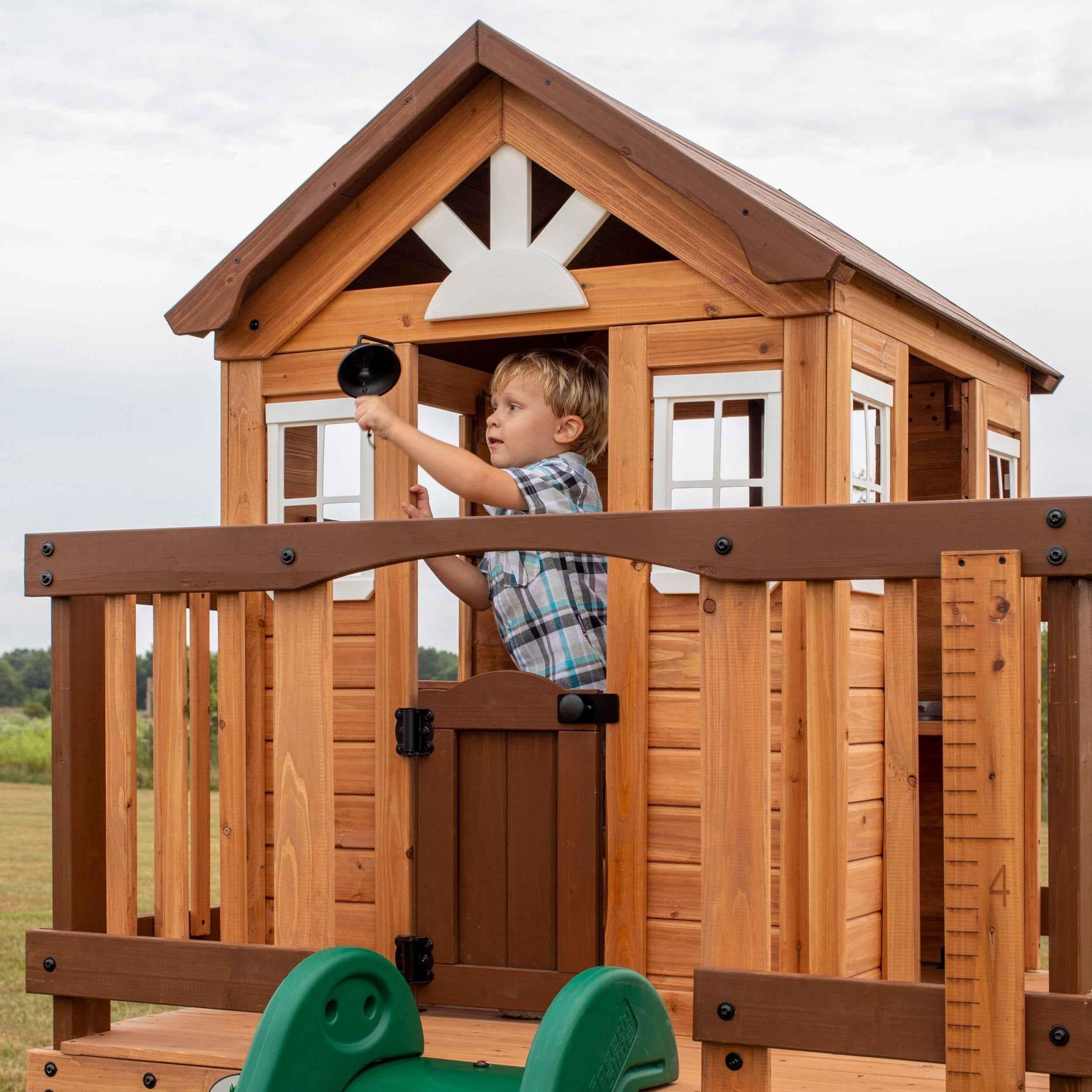 Backyard Discovery Echo Heights Playhouse.