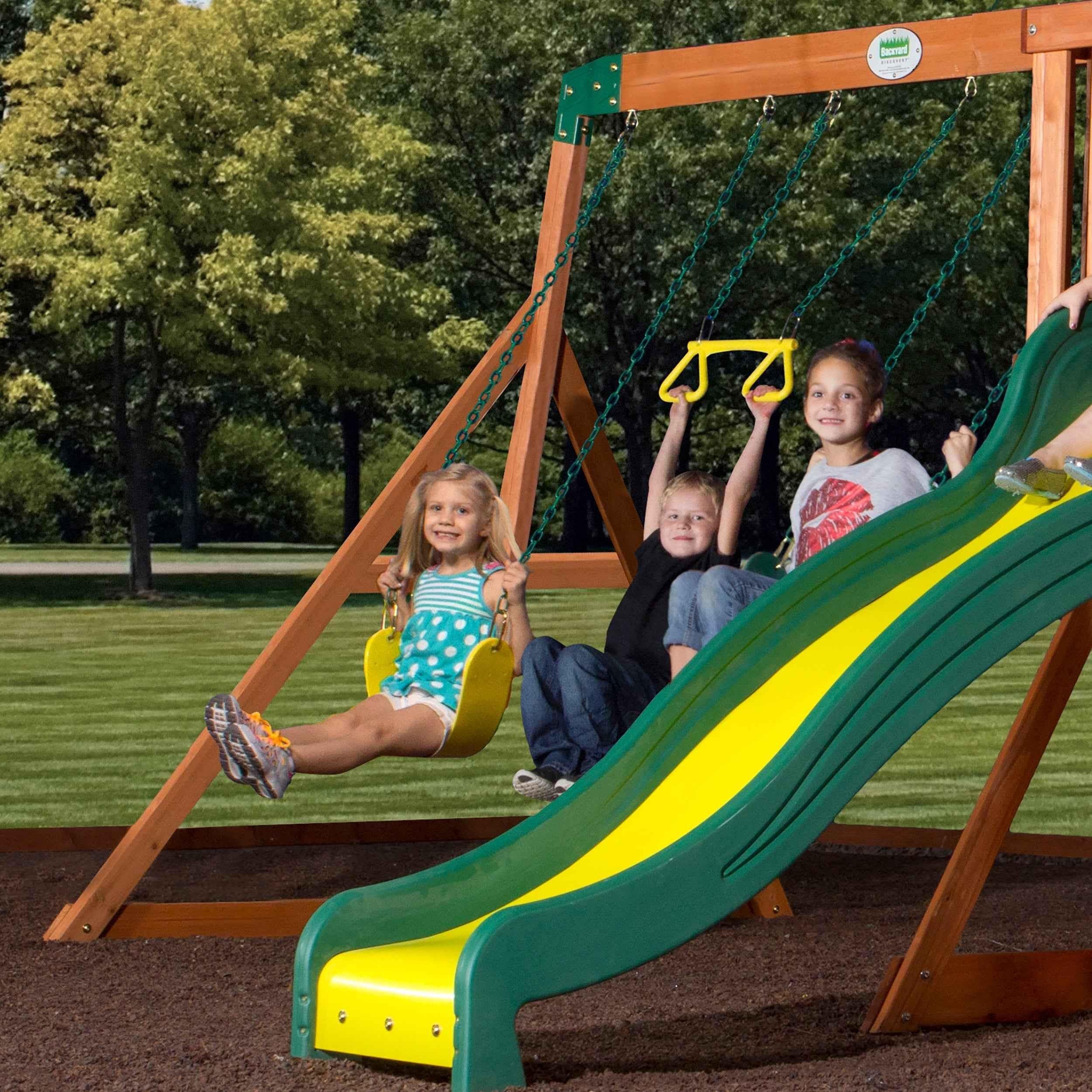 Backyard Discovery Tanglewood Swing Set.