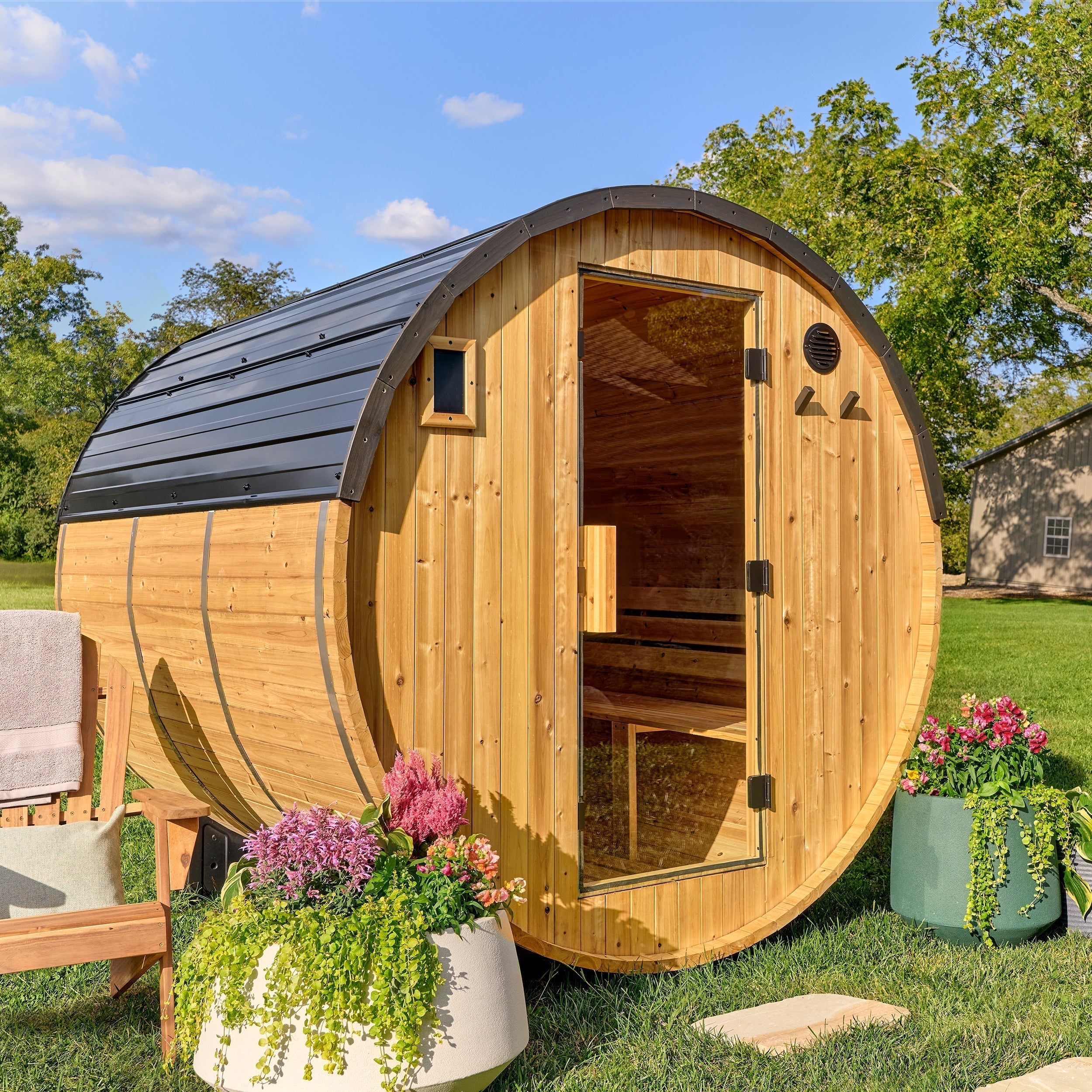 Backyard Discovery Paxton Outdoor Barrel Sauna for 4-6